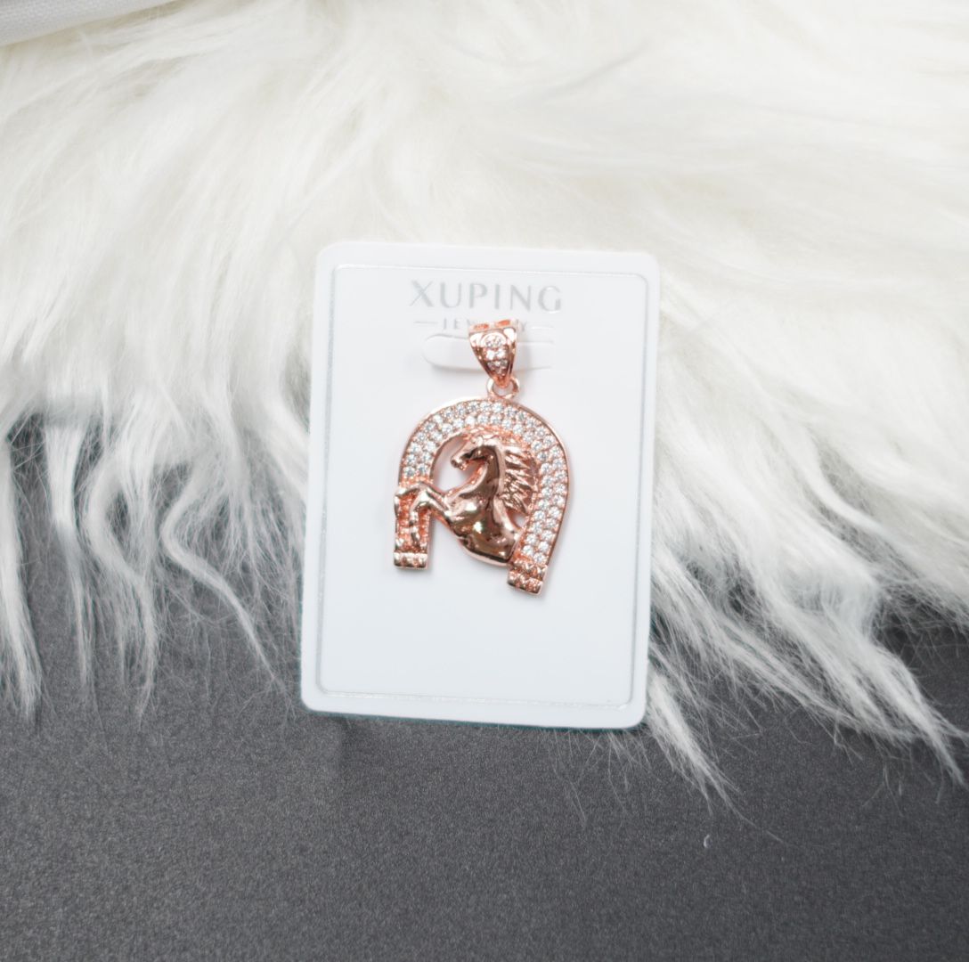 Miniatura 2 de DIJE CABALLO ROSADO PIEDRAS BLANCAS